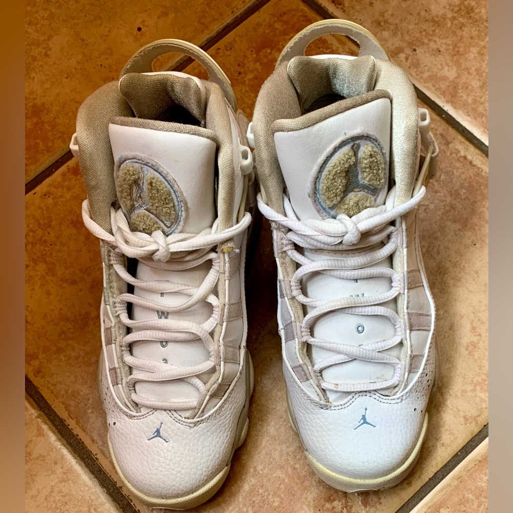 Air Joran 6 rings girls sneakers size 3.5 cream and white - Picture 1 of 6